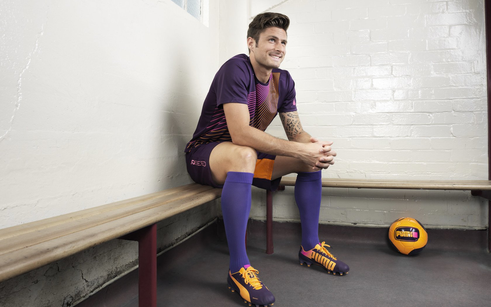 开云官网-深圳队逆转猛龙，范弗利特在西甲国家德比的跨洋镜像