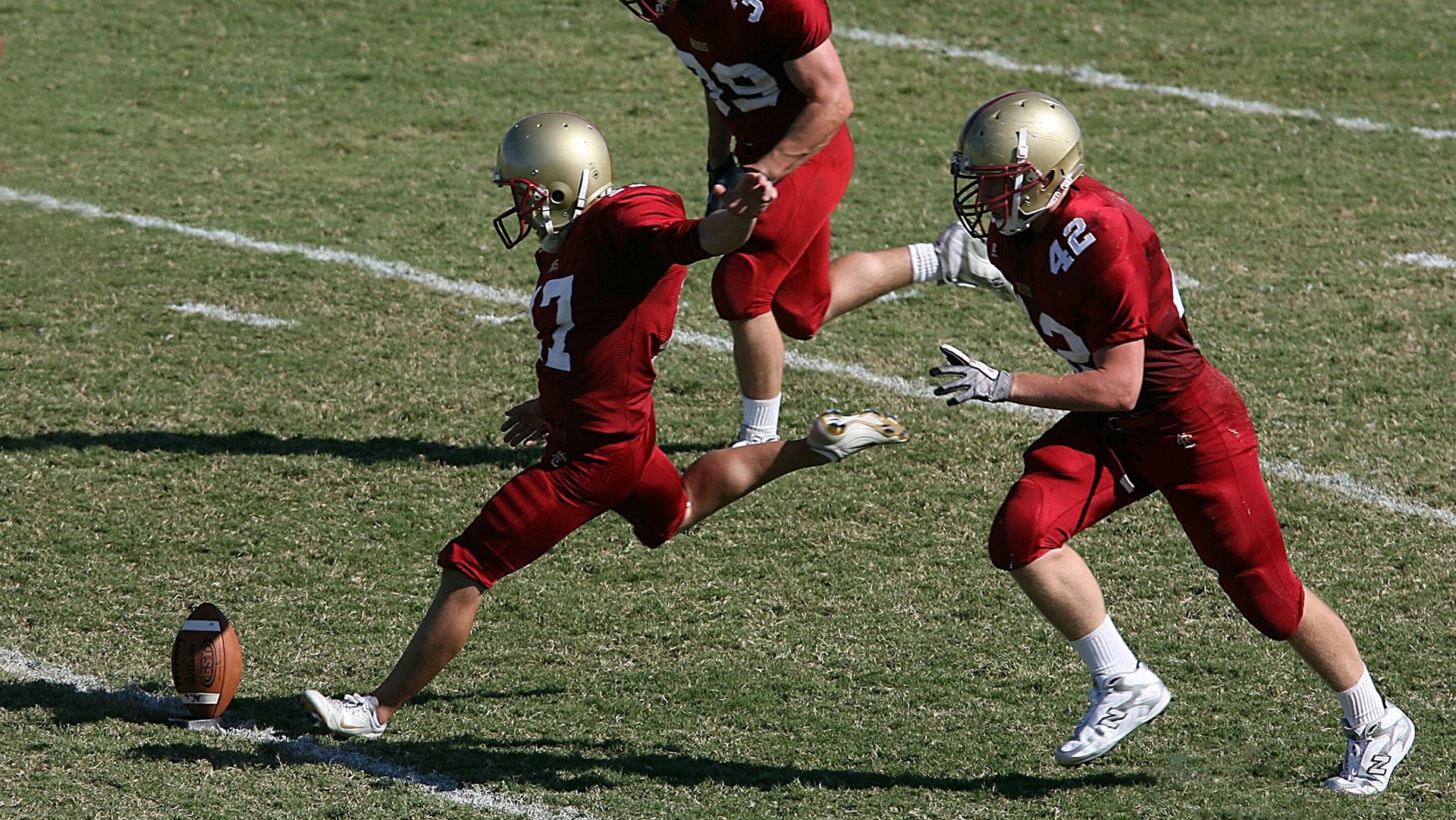 开云体育官网-年度焦点之战之夜，戈麦斯，以压制级表演重写拳台叙事